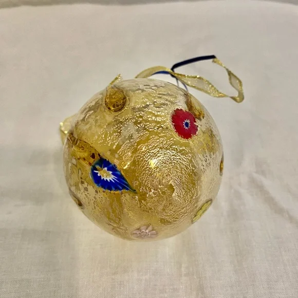 Murano Gold Ornament with Vibrant Accents - Picture 5 of 5